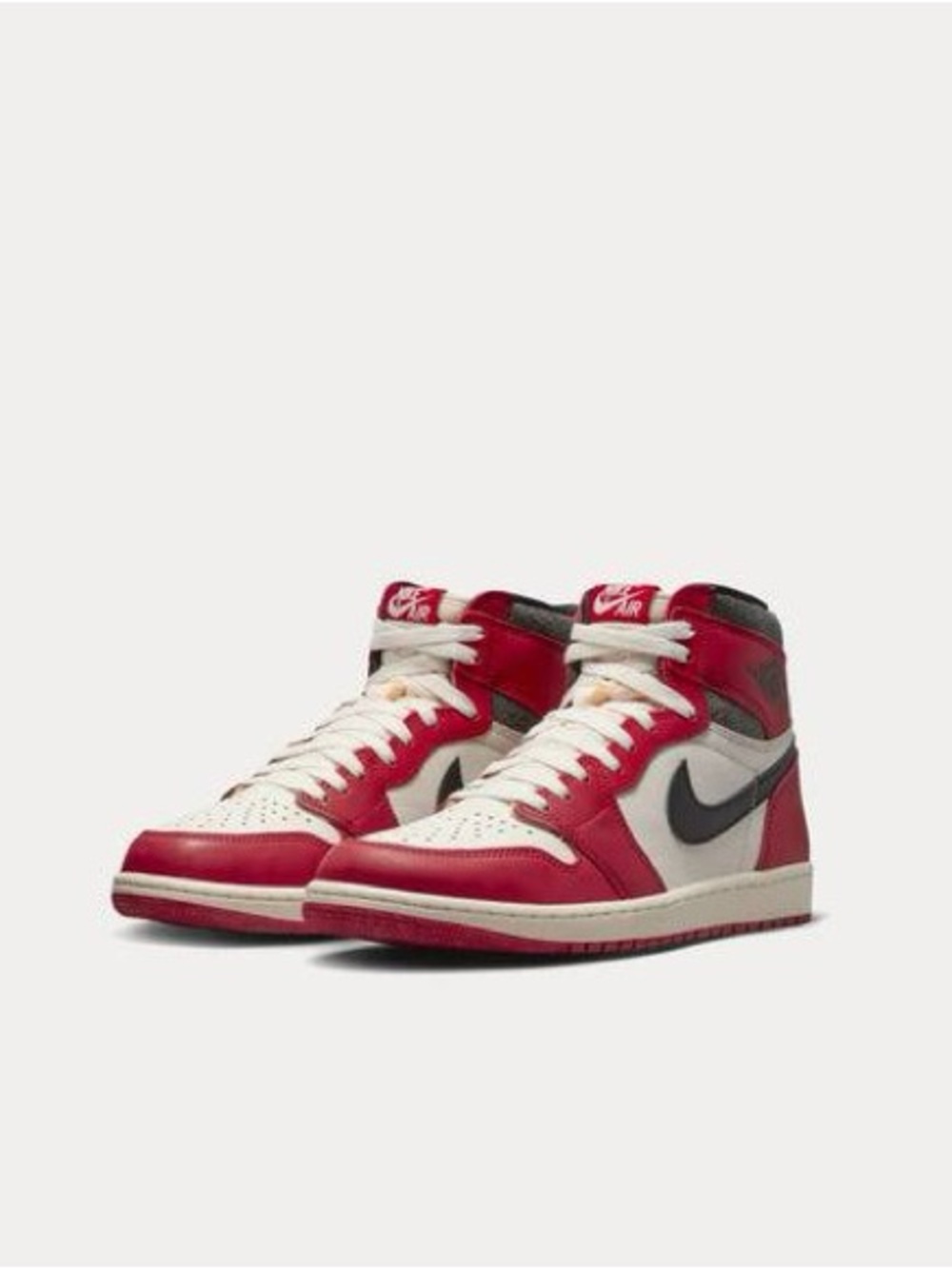 Nike Jordan 1 High Chicago Lost and Found